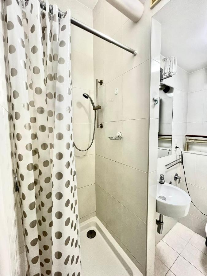 Bezagenta Rooms Centrum Varşova Dış mekan fotoğraf