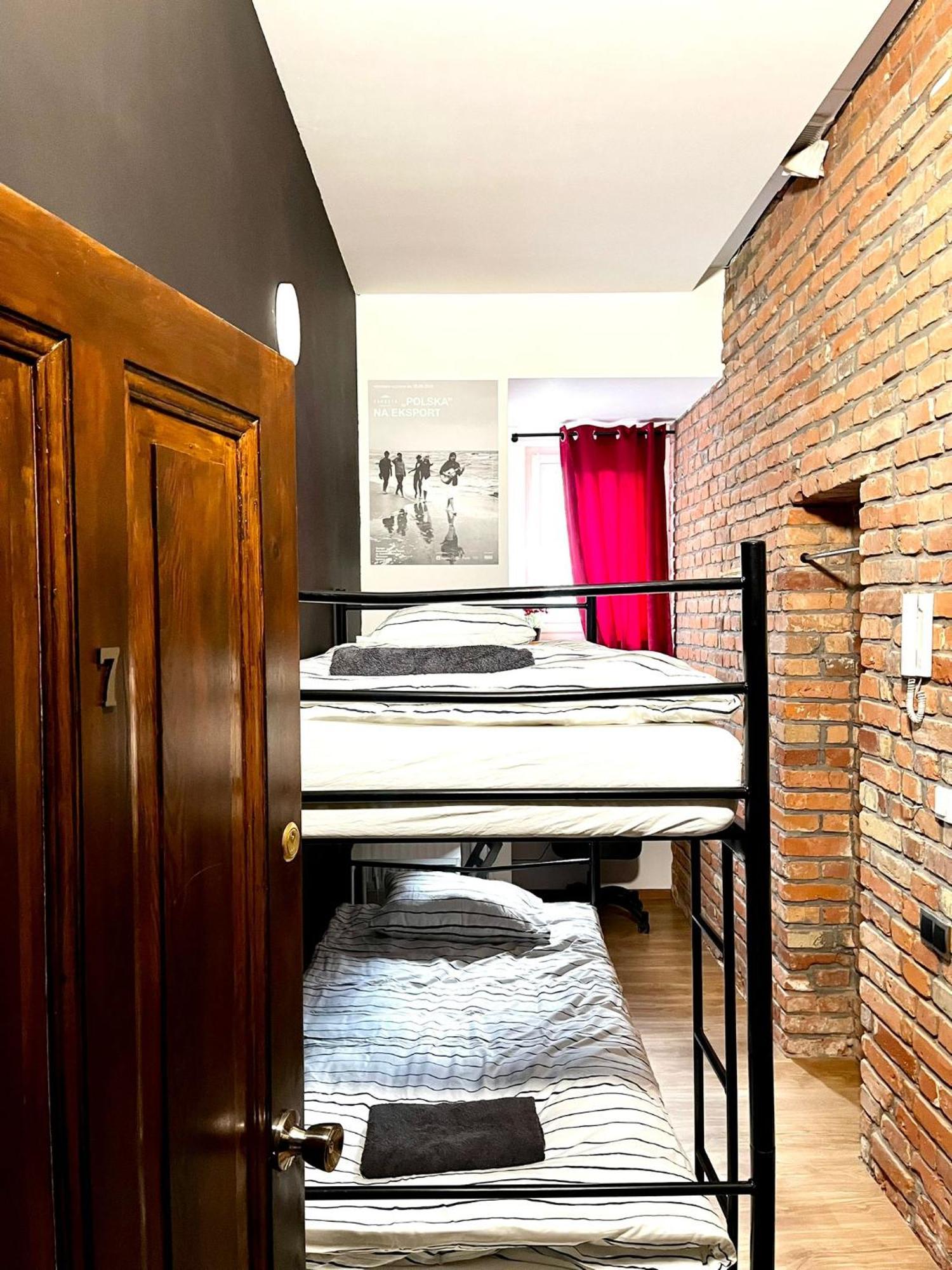 Bezagenta Rooms Centrum Varşova Oda fotoğraf