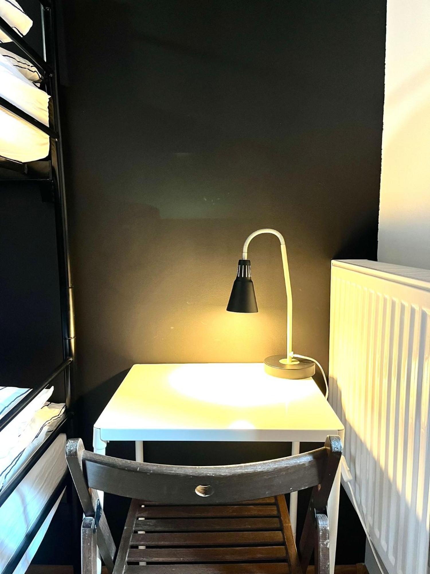 Bezagenta Rooms Centrum Varşova Oda fotoğraf