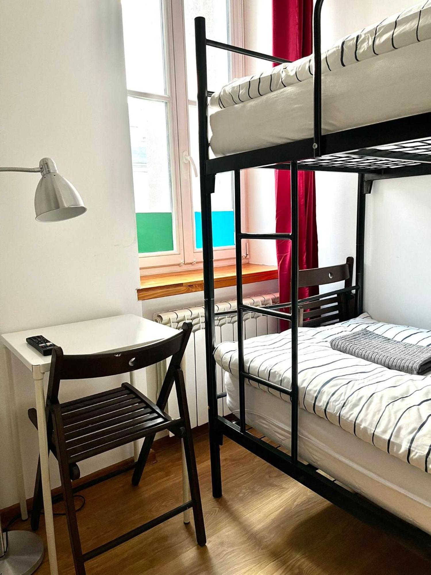 Bezagenta Rooms Centrum Varşova Oda fotoğraf