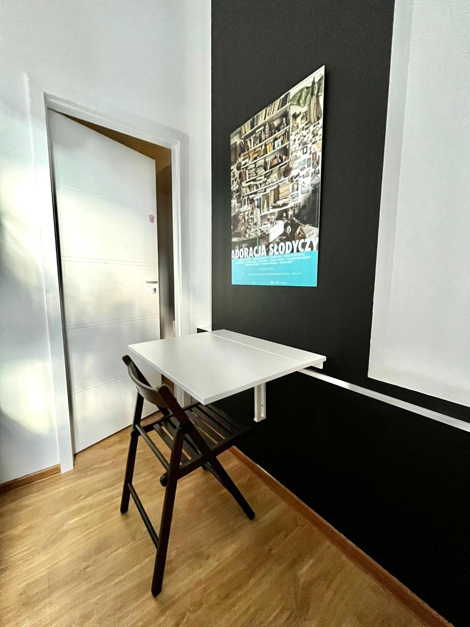 Bezagenta Rooms Centrum Varşova Oda fotoğraf